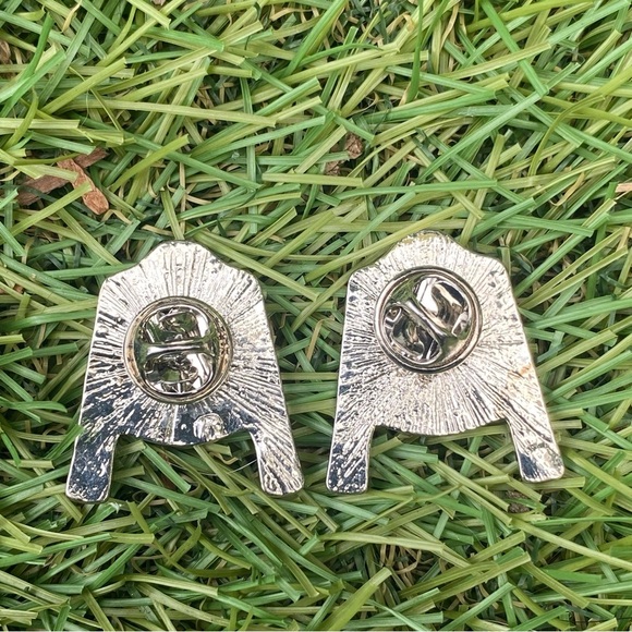 BEST FRIENDS PUNK ROCK LEATHER JACKET ENAMEL PINS #FML130048 - Picture 2 of 5